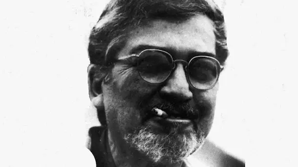 MICRO 10. ALFRED BESTER y…